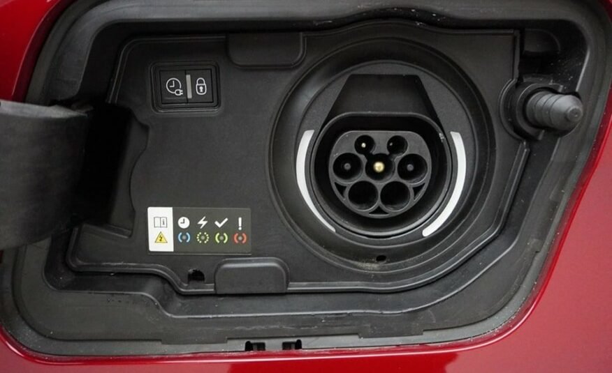 PEUGEOT 3008 1.6 Plug-in Hybrid4 GT