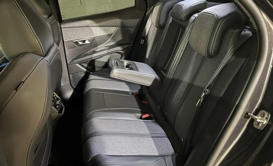 PEUGEOT 3008 300e Hybrid4 Allure Pack EAT8