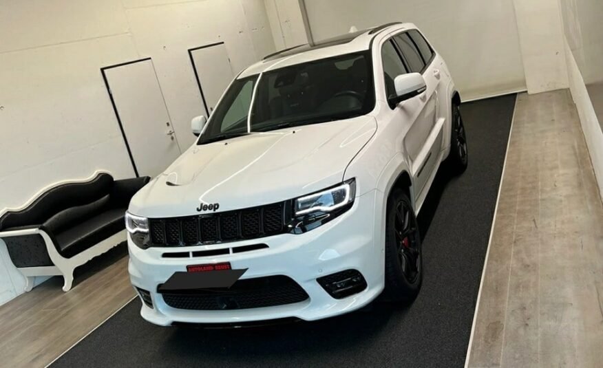 JEEP Grand Cherokee 6.4 V8 HEMI SRT8 Automatic