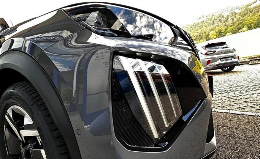 PEUGEOT 2008 e-GT NEUF 15KM