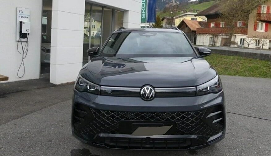 VW Tiguan 2024 2.0 TDI SCR R-Line 4Motion DSG 4 ans / 100`000km
