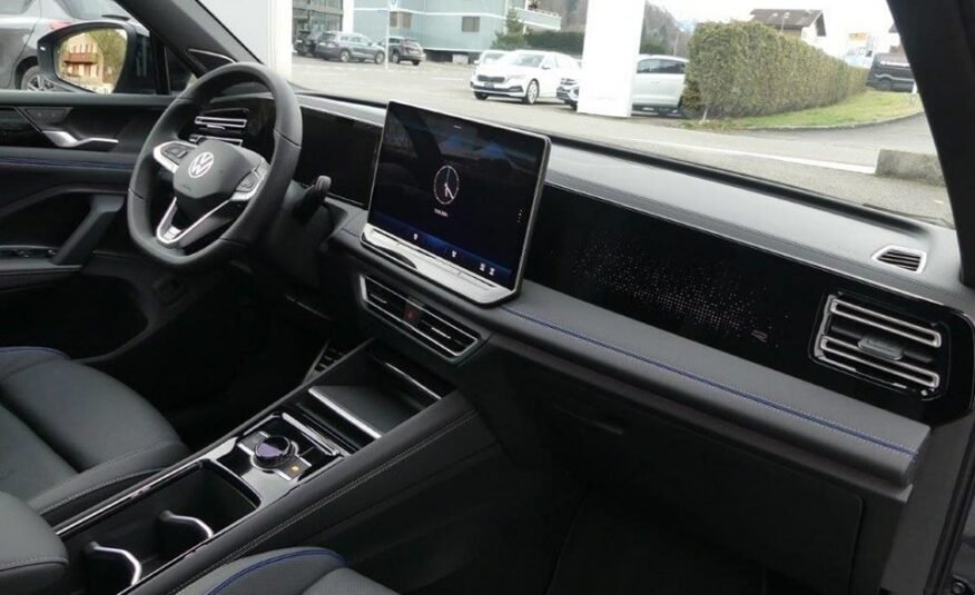 VW Tiguan 2024 2.0 TDI SCR R-Line 4Motion DSG 4 ans / 100`000km