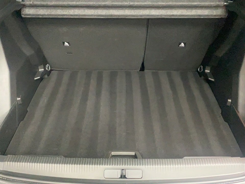 PEUGEOT 2008 1.5 BlueHDi Allure Pack EAT8