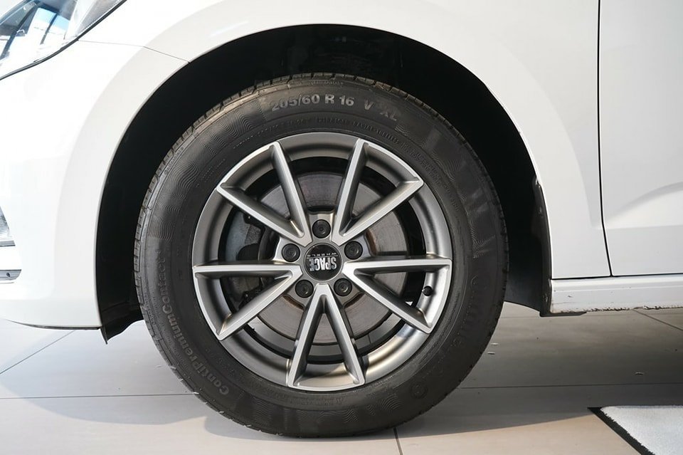 VW Touran 1.4 TSI BMT Highline