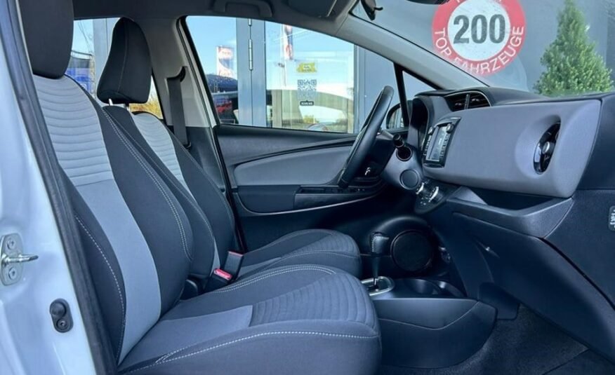 TOYOTA Yaris 1.5 VVT-i Hybrid Trend e-CVT 2020