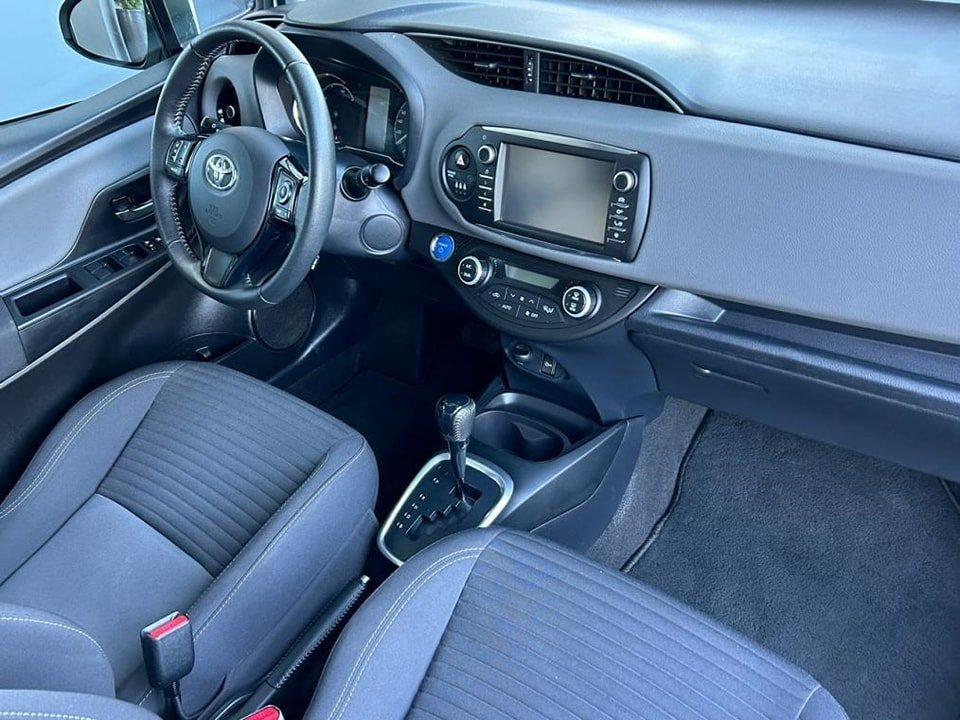 TOYOTA Yaris 1.5 VVT-i Hybrid Trend e-CVT 2020