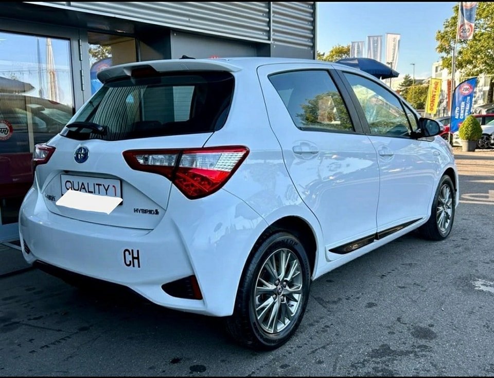 TOYOTA Yaris 1.5 VVT-i Hybrid Trend e-CVT 2020