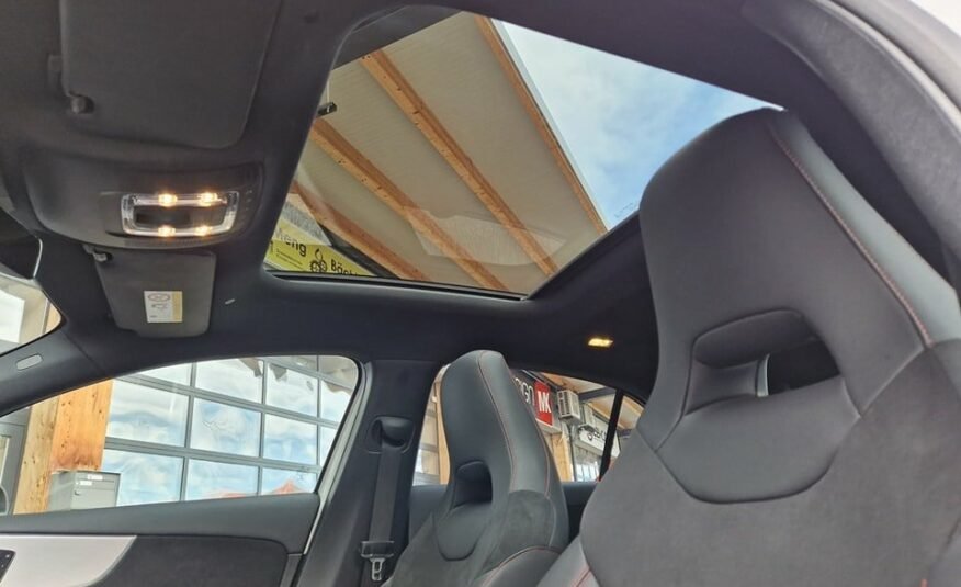 MERCEDES-BENZ A 200 d 4Matic AMG Line 2021
