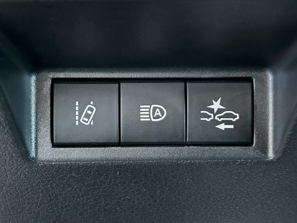 TOYOTA Yaris 1.5 VVT-i Hybrid Trend e-CVT 2020