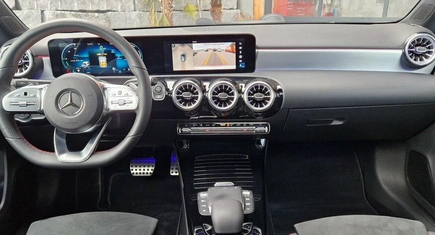 MERCEDES-BENZ A 200 d 4Matic AMG Line 2021