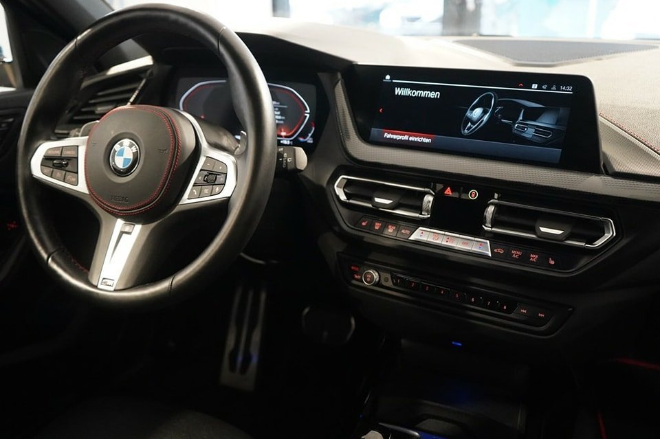BMW 128ti Steptronic 2023