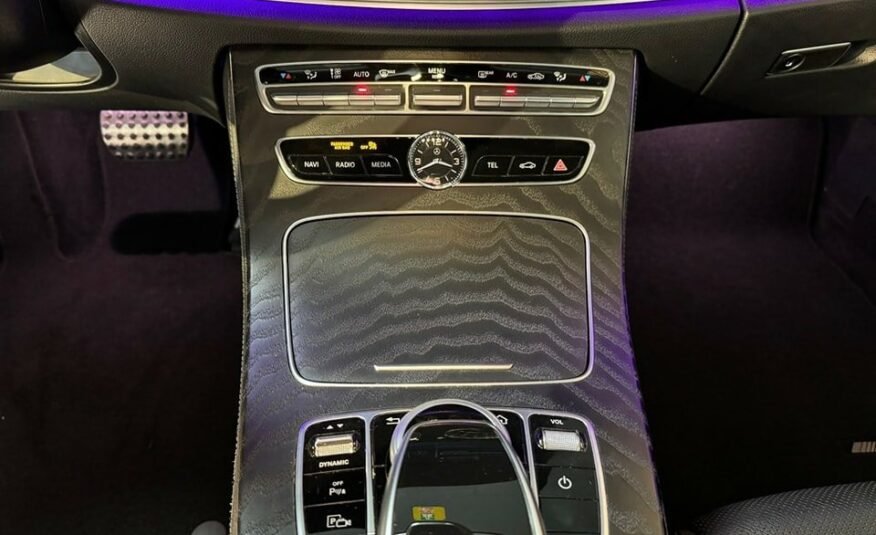 MERCEDES-BENZ E 400 Coupé AMG Line 4 Matic 9G-Tronic
