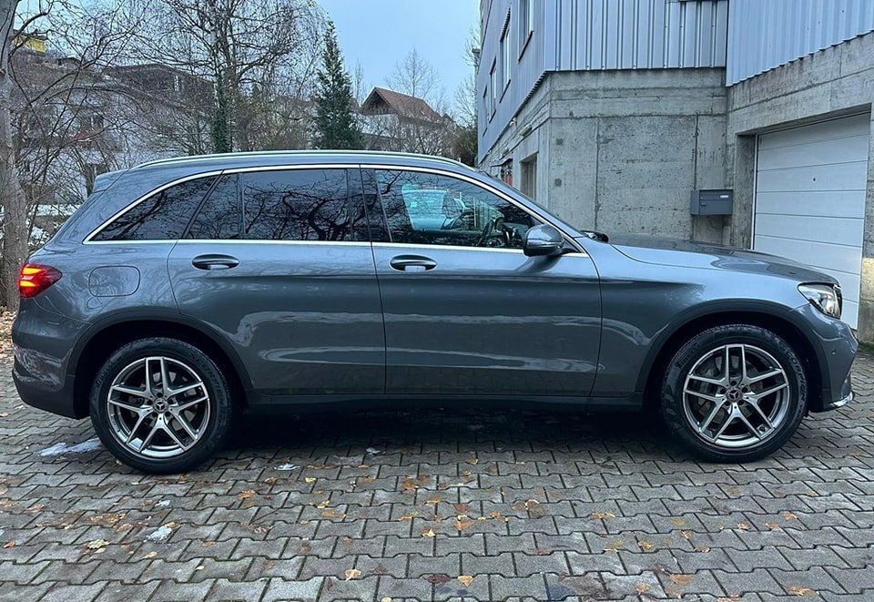 MERCEDES-BENZ GLC 250 d AMG Line 4Matic 9G-Tronic