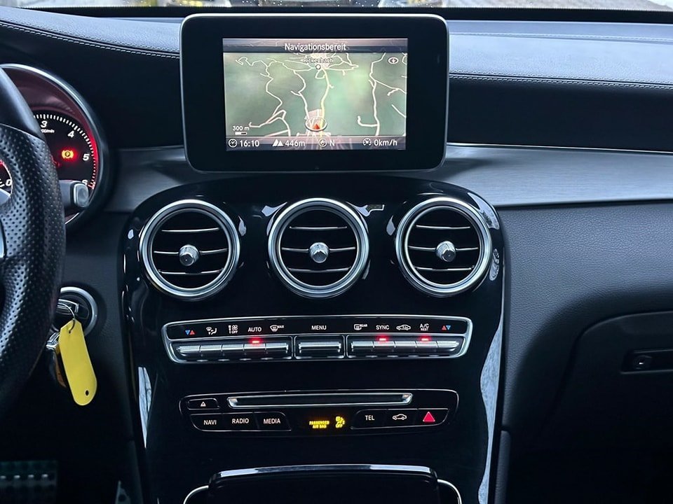 MERCEDES-BENZ GLC 250 d AMG Line 4Matic 9G-Tronic