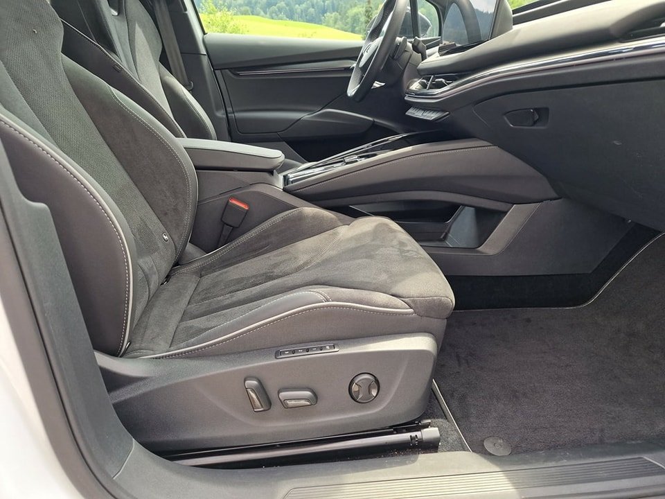 SKODA Enyaq iV 80x SportLine 2022