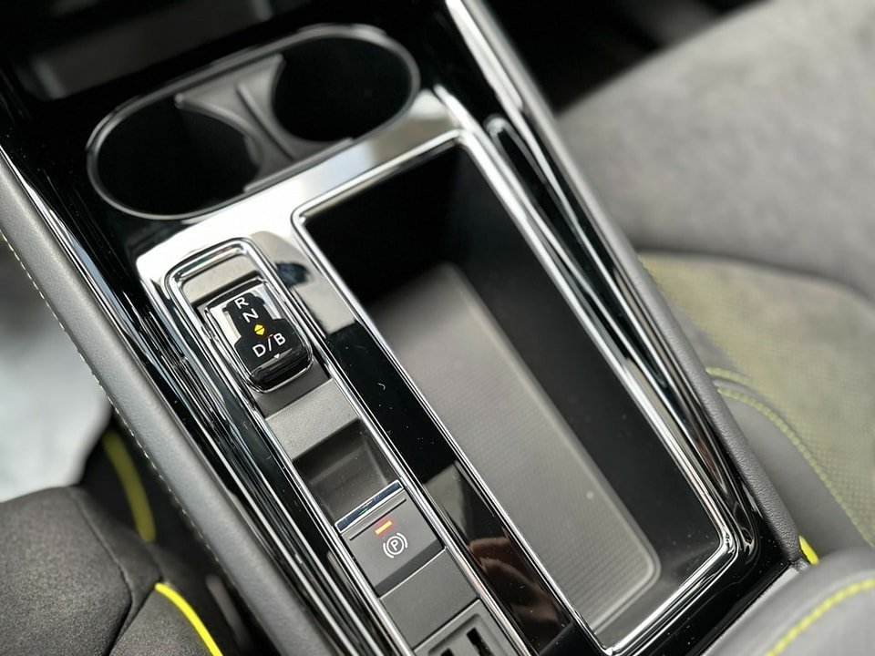 SKODA Enyaq Coupé RS iV 80 4×4 VÉHICULE NEUF 10KM