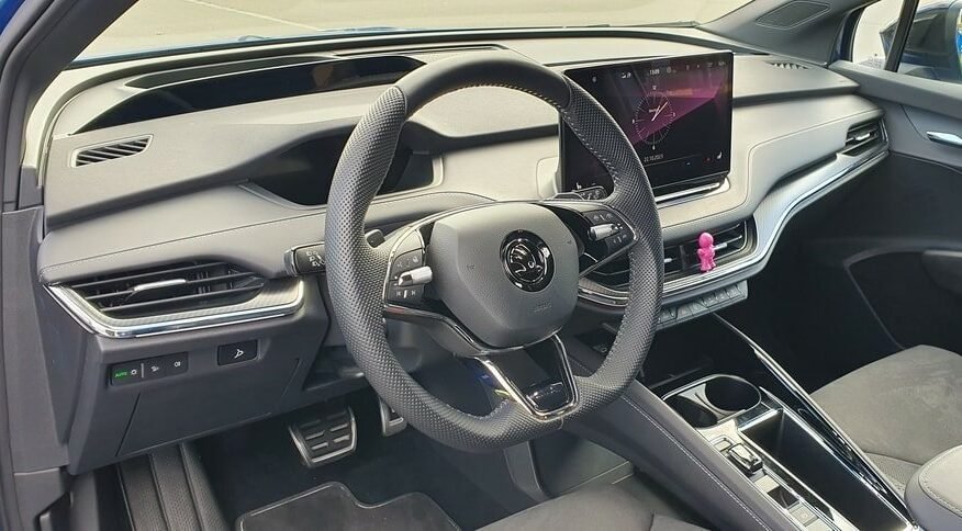 SKODA Enyaq iV 80x SportLine Inclut 5 ans / 150 000 km de garantie constructeur