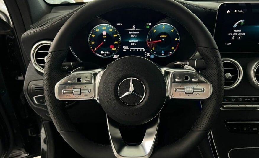 Mercedes Benz GLC 220 d 2021 4M AMG*Couro*Teto solar*chave sem chave*ACC