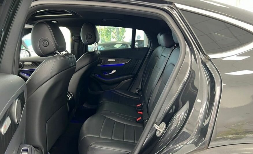 Mercedes Benz GLC 220 d 2021 4M AMG*Couro*Teto solar*chave sem chave*ACC
