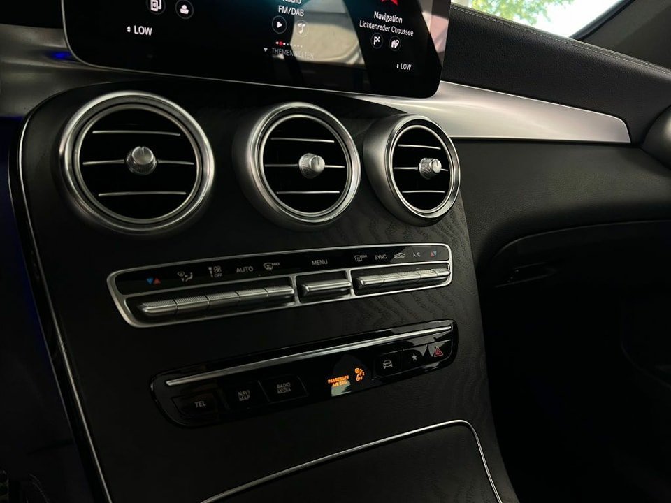 Mercedes Benz GLC 220 d 2021 4M AMG*Couro*Teto solar*chave sem chave*ACC