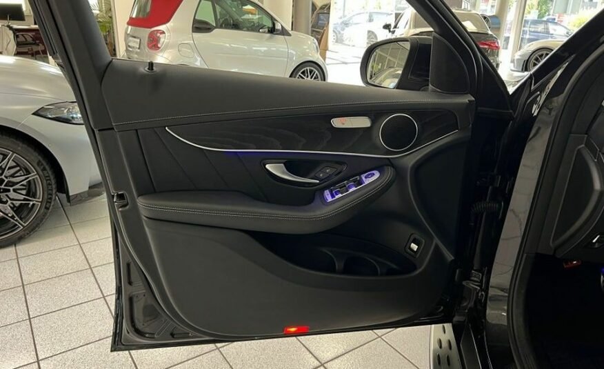 Mercedes Benz GLC 220 d 2021 4M AMG*Couro*Teto solar*chave sem chave*ACC