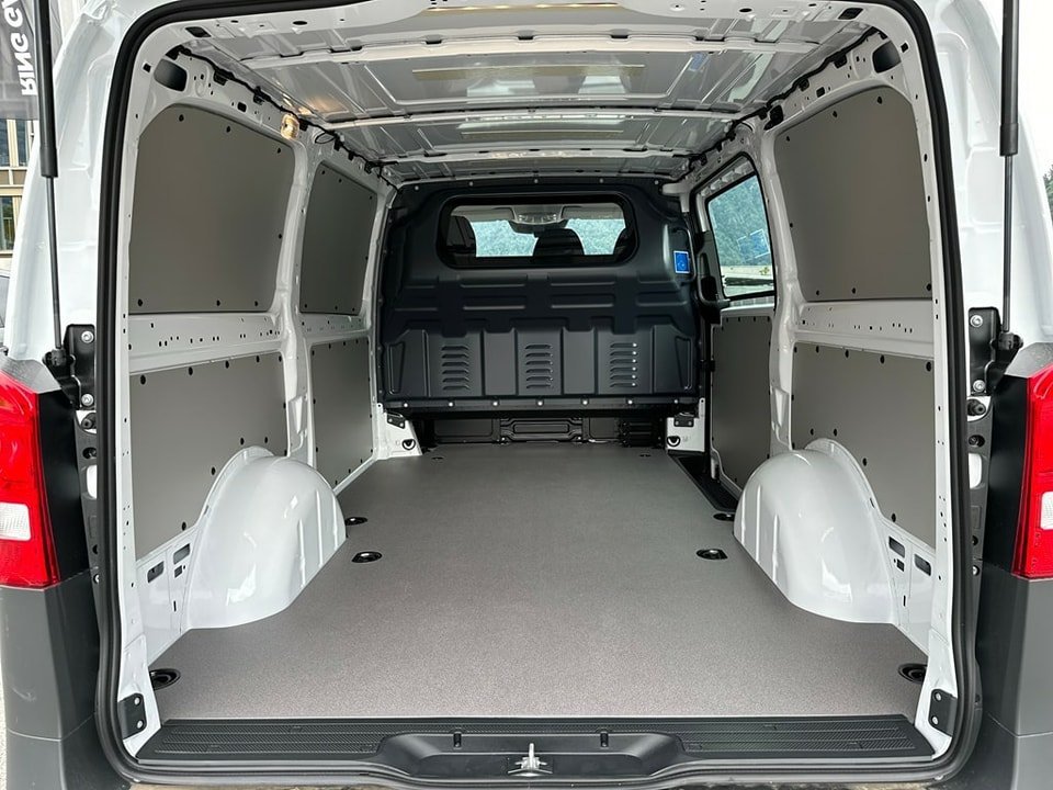 MERCEDES-BENZ Vito 116 CDI KA PRO Lang 4×4 2023