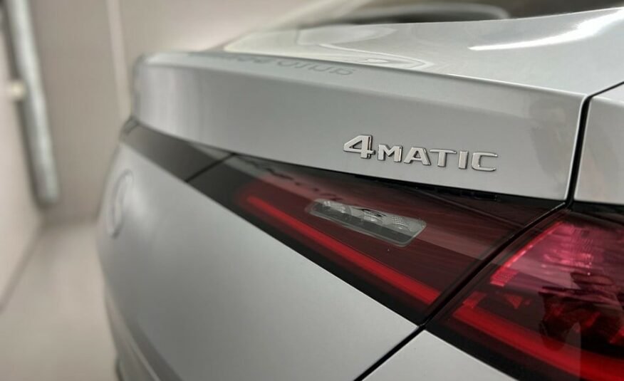 MERCEDES-BENZ GLC 300 de 4MATIC Coupé 2023 Avec AMG Line Premium Plus, Pack Assistance à la Conduite Plus