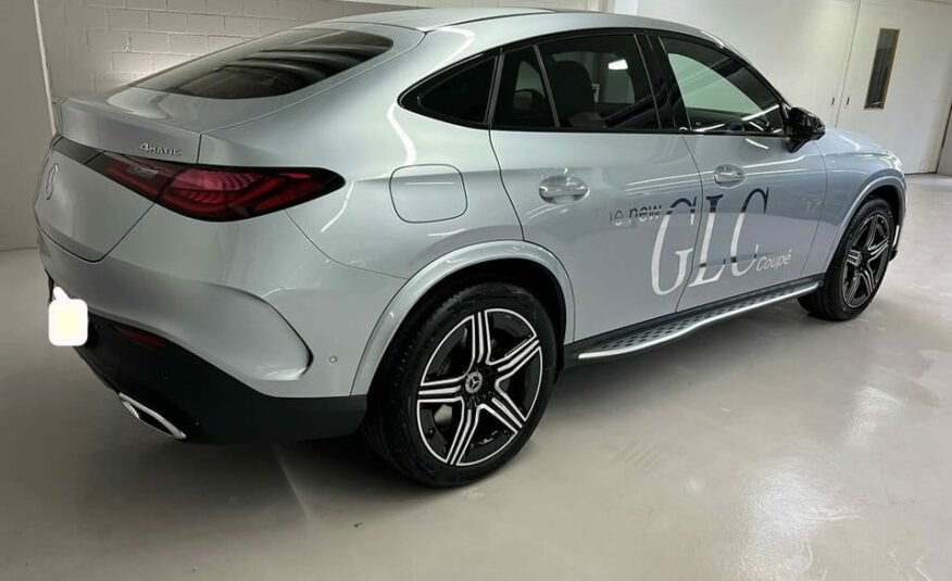 MERCEDES-BENZ GLC 300 de 4MATIC Coupé 2023 Avec AMG Line Premium Plus, Pack Assistance à la Conduite Plus