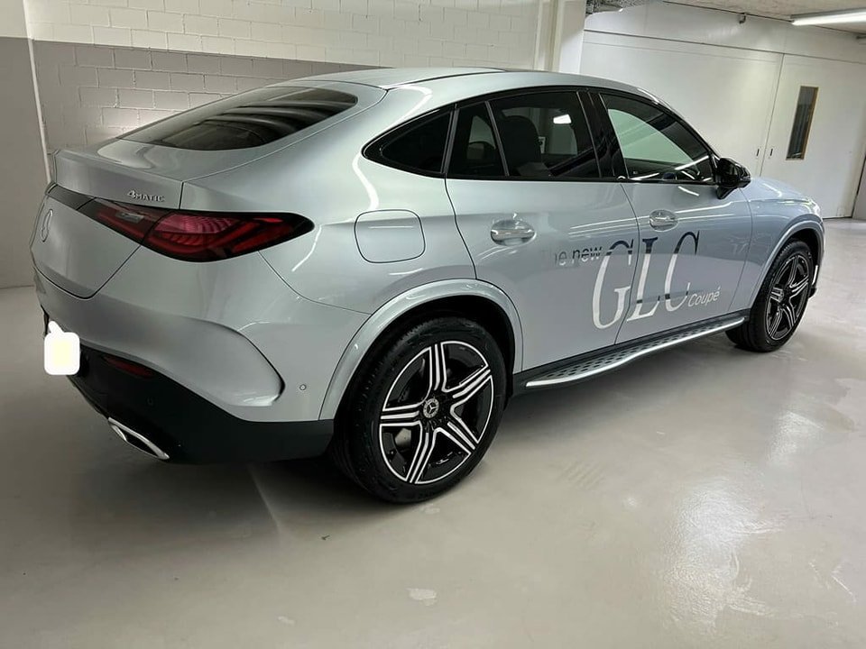 MERCEDES-BENZ GLC 300 de 4MATIC Coupé 2023 Avec AMG Line Premium Plus, Pack Assistance à la Conduite Plus