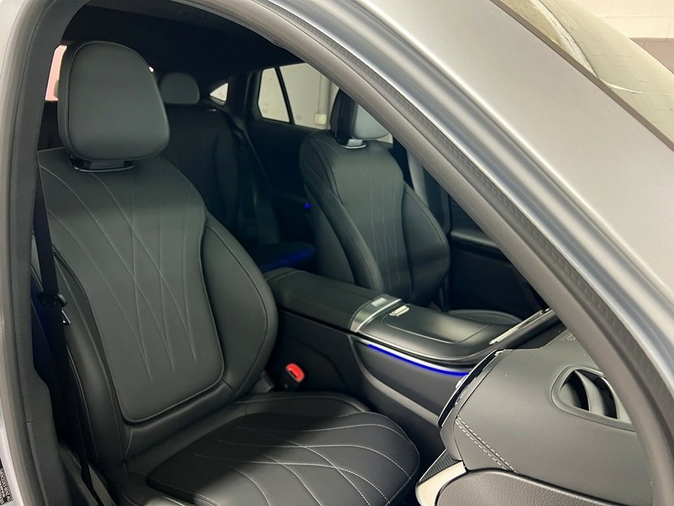 MERCEDES-BENZ GLC 300 de 4MATIC Coupé 2023 Avec AMG Line Premium Plus, Pack Assistance à la Conduite Plus