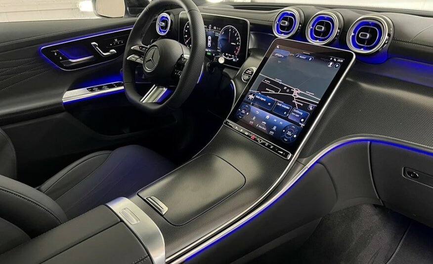 MERCEDES-BENZ GLC 300 de 4MATIC Coupé 2023 Avec AMG Line Premium Plus, Pack Assistance à la Conduite Plus