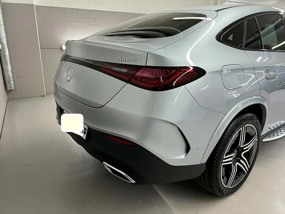 MERCEDES-BENZ GLC 300 de 4MATIC Coupé 2023 Avec AMG Line Premium Plus, Pack Assistance à la Conduite Plus