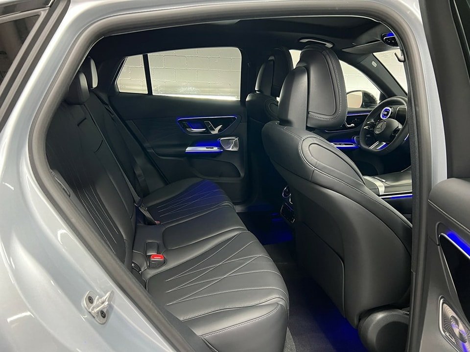 MERCEDES-BENZ GLC 300 de 4MATIC Coupé 2023 Avec AMG Line Premium Plus, Pack Assistance à la Conduite Plus