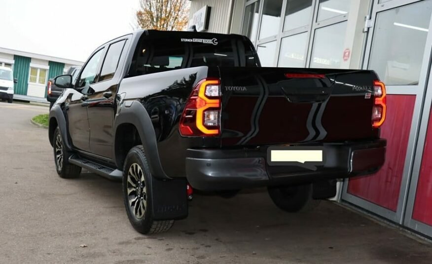 TOYOTA Hilux 2.8D-4D GR Sport Double Cab 4×4 A Véhicule neuf