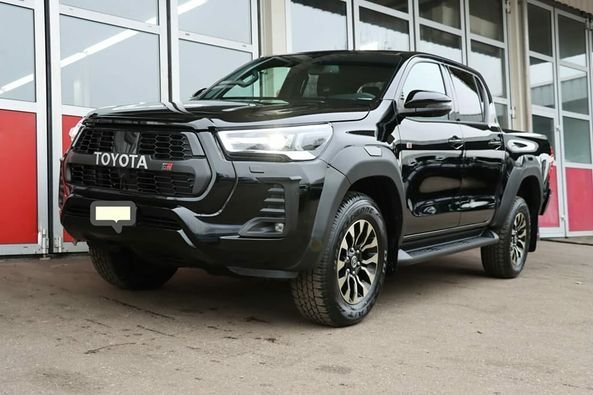 TOYOTA Hilux 2.8D-4D GR Sport Double Cab 4×4 A Véhicule neuf