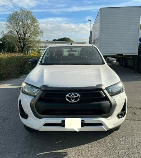 TOYOTA Hilux 2.4D-4D Comfort Double Cab 4×4 2024