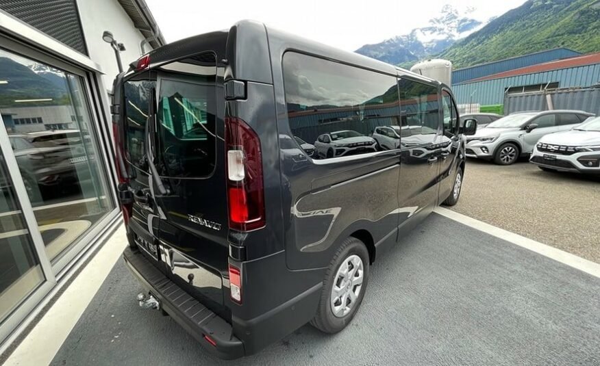 RENAULT Trafic Grand Passenger 2.0 dCi Blue 150 techno 2023