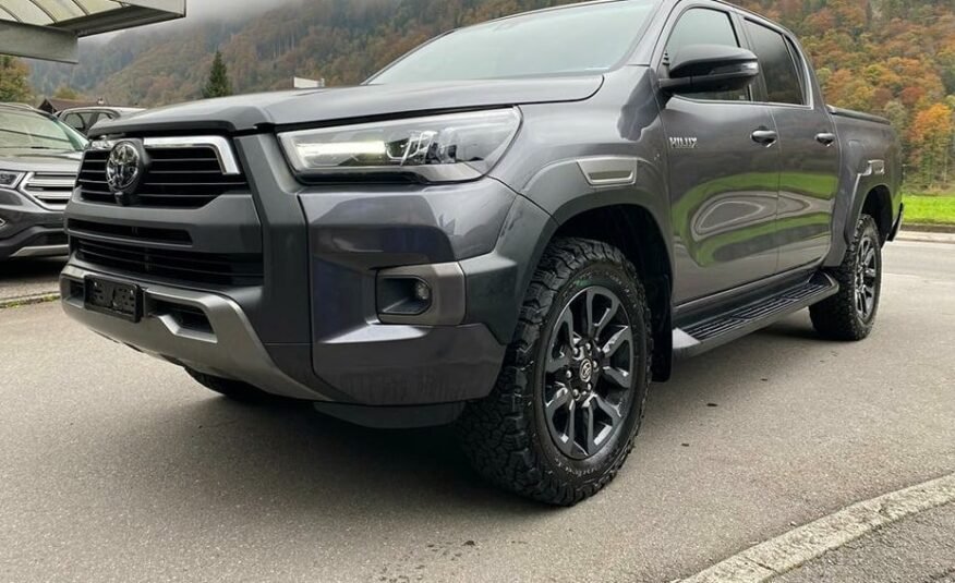 TOYOTA Hilux 2.8D-4D Invincible Double Cab 4×4 A 2022