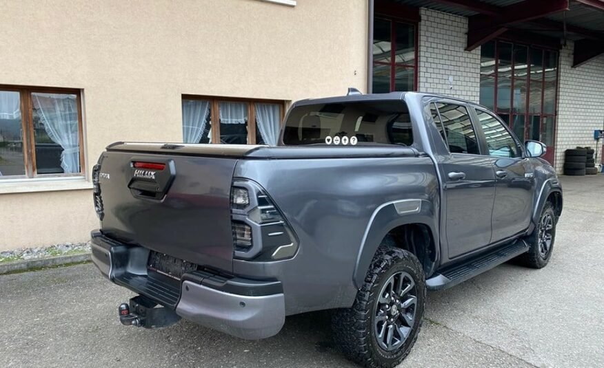TOYOTA Hilux 2.8D-4D Invincible Double Cab 4×4 A 2022