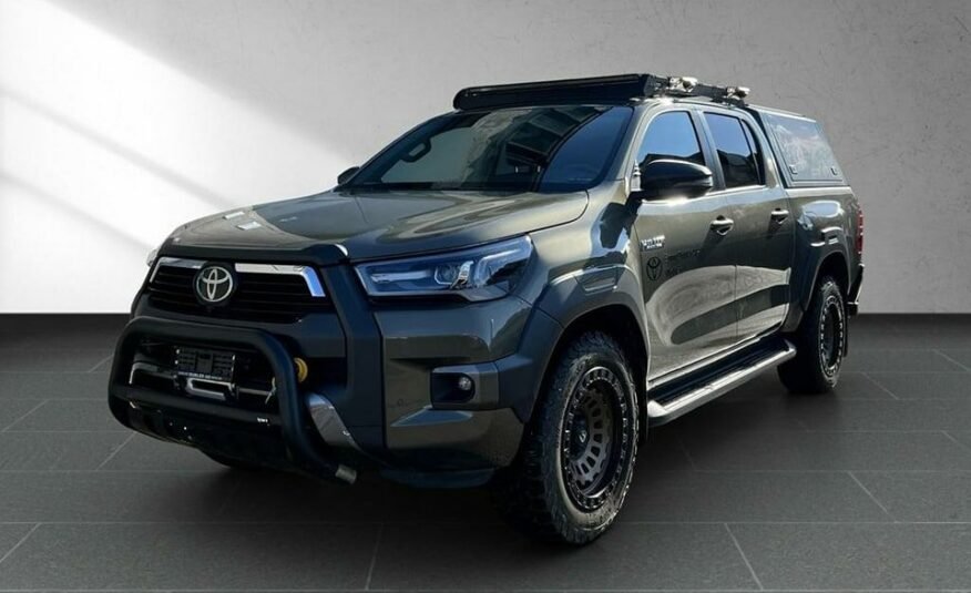 TOYOTA HI-LUX Hilux Double Cab.-Pick-up 2.8 D-4D 204 Invincible 2023