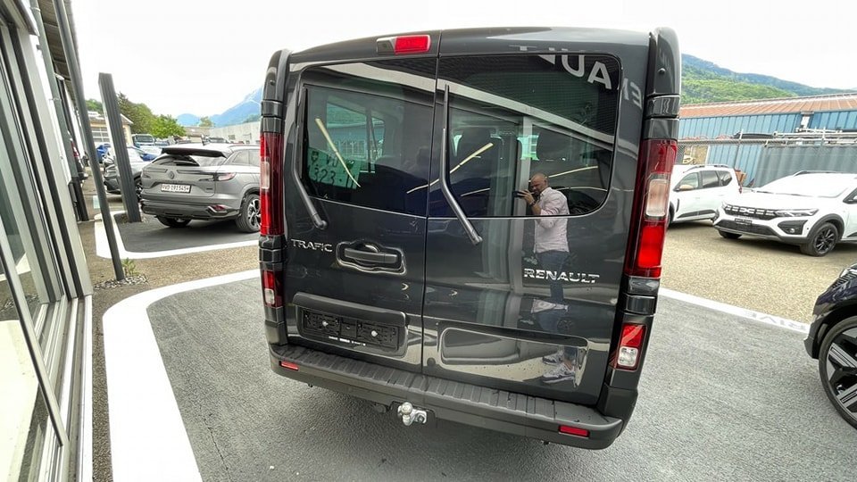 RENAULT Trafic Grand Passenger 2.0 dCi Blue 150 techno 2023