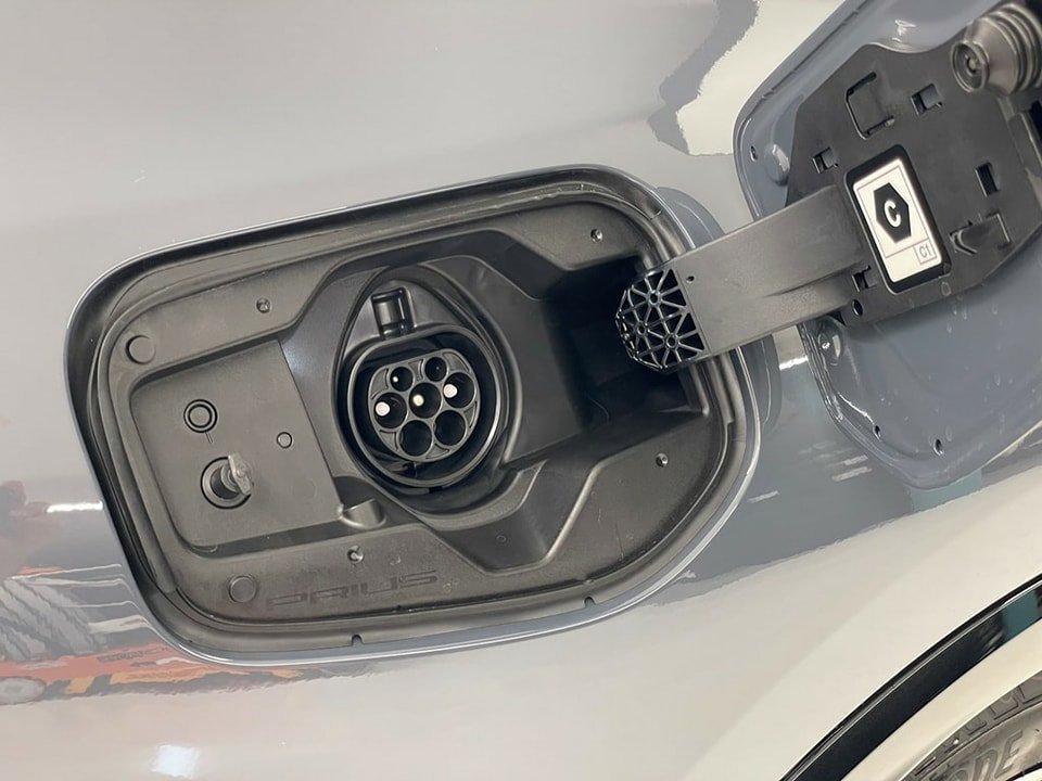 TOYOTA Prius Plug-in Hybrid 2.0 Premium 2024