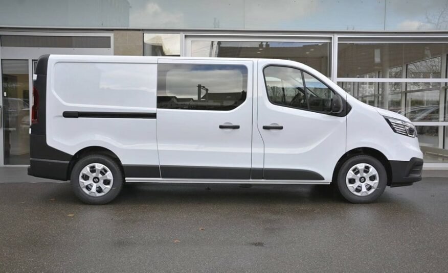 RENAULT Trafic fourgon Advance KW L2H1 2.0 Blue dCi 150 E NEUF