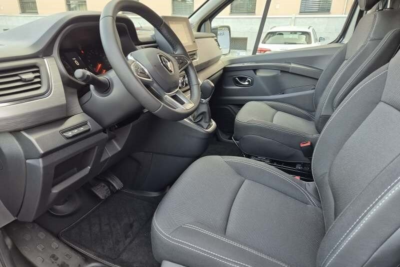 RENAULT Trafic Passenger & Spaceclass SPACECLASS Blue dCi 170 EDC NEUF