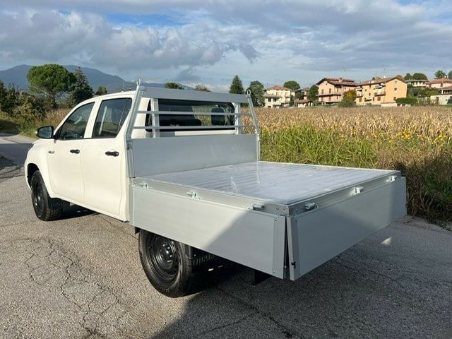 TOYOTA Hilux 2.4D-4D Comfort Double Cab 4×4 2024