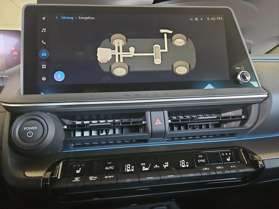 TOYOTA Prius 2.0 Plug-In-Hybrid Style 2024