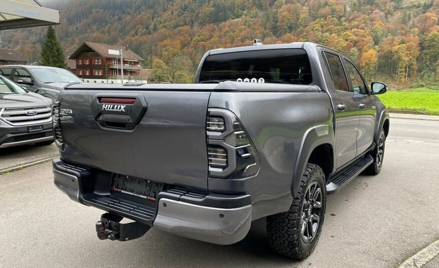 TOYOTA Hilux 2.8D-4D Invincible Double Cab 4×4 A 2022