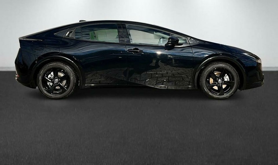 TOYOTA Prius 2.0 Plug-In-Hybrid Style 2024