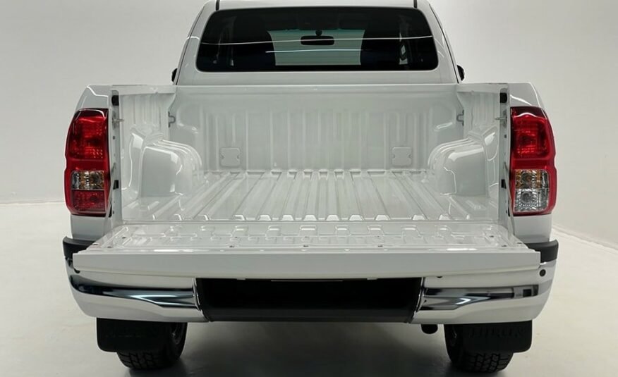 TOYOTA HI-LUX Extra Cab 2.4 D 150 Style AWD 2024