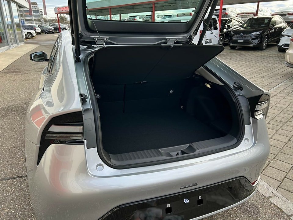 TOYOTA Prius 2.0 Plug-In-Hybrid Premium 2024 NEUF